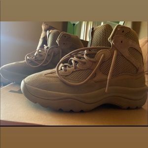 Men’s Yeezy Boots size 9.0